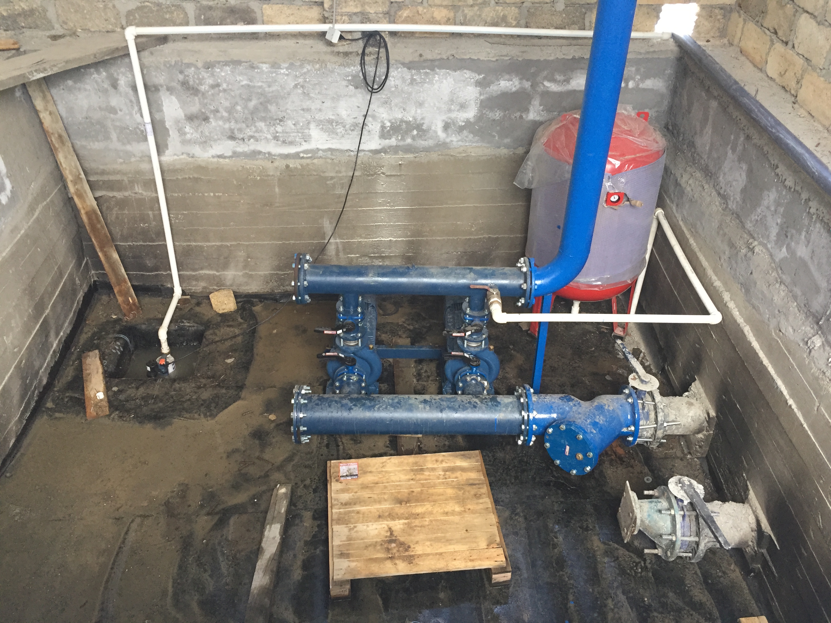 Система капельного полива для 25Га яблочного сада