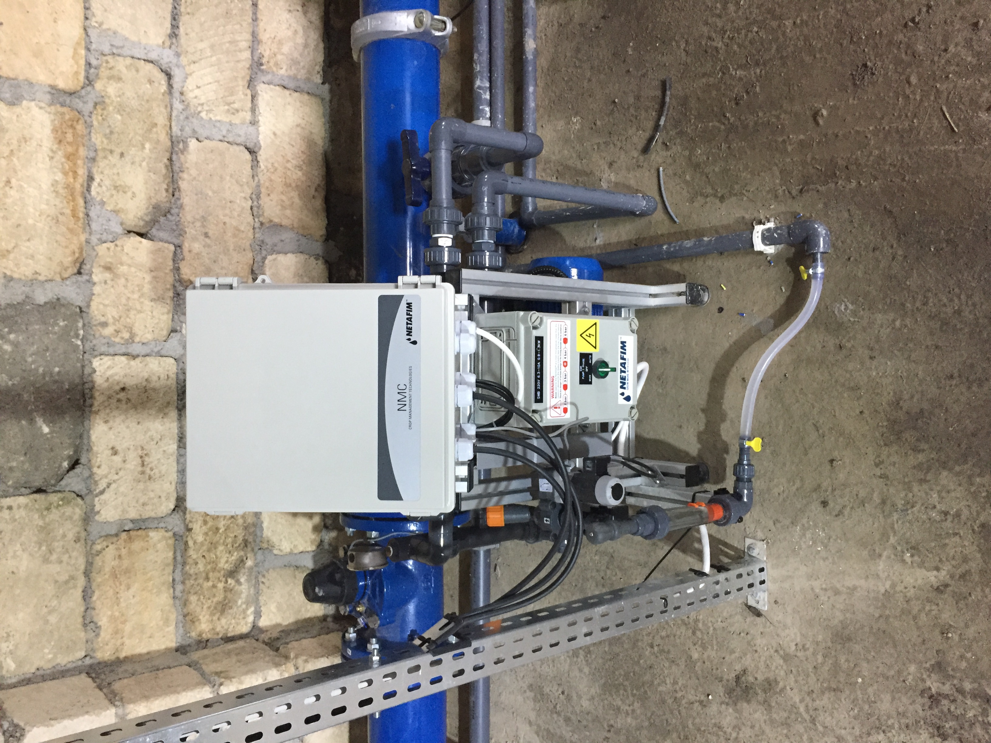 Система капельного полива для 25Га яблочного сада